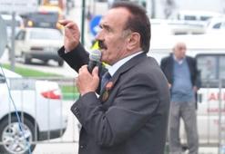Boş meydanda tek kişilik miting