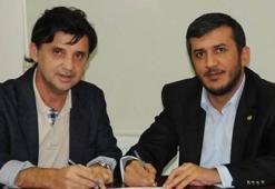 Suat Kaya imzayı attı