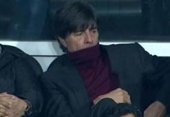 Löw Gomez'i izledi!