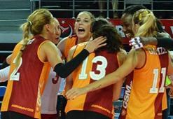 Galatasaray deplasmanda güldü!