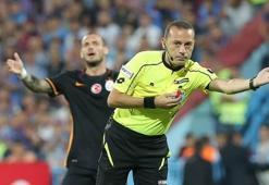 Derbi maç Cüneyt Çakır'ın!
