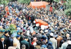 ‘Bak kardeşim binlerce kişi senin için...’