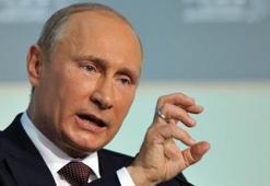 Putin: Suriye’deki operasyon Rus ordusunun savaşa hazırlık düzeyini yükselttiğini kanıtladı