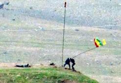 Cizre’deki bir tepeye dikilen PKK flamasını indiren polise ateş açıldı