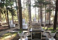 Süleyman Demirel'in mezarı 24 saat korunacak