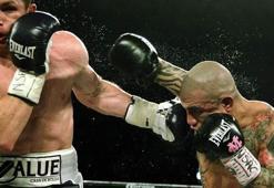 WBC orta sıklet şampiyonu Alvarez