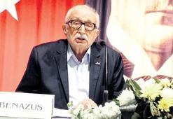 ‘Ata’nın leblebisini yürüten çocuk’