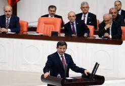 Davutoğlu: Biz olsak ne yapardık diye düşünün