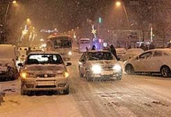 Erzurum ve Bayburt’ta yoğun kar yağışı