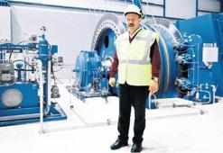 960 metreye indi Türkiye rekoru kırdı