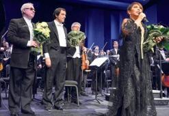 Sesim çatlayana kadar şarkı söyleyeceğim