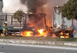TIR, kamyonla çarpışınca alev topuna döndü: 1 ölü 1 yaralı