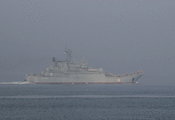 Rus askeri gemileri Çanakkale Boğazı’ndan peş peşe geçti