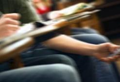 Açık Öğretim Lisesi Sınavı'nda whatsapp'la kopya iddiası