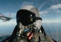 Türk pilot 11 saniyede 15 bin fite çıktı