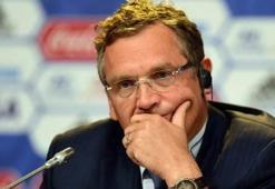 Valcke'nin futboldan men cezası uzatıldı