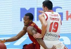 G.Saray'dan tarihi fark!