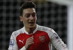 Özil'den Arda'ya mesaj var!