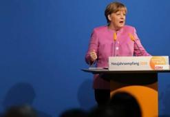 Merkel: Göçmen yasası sertleşebilir