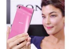 Sony'den pembe renkli Xperia telefon geliyor