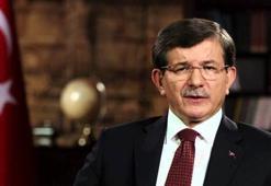 Başbakan Davutoğlu, Faymann ile telefonla görüştü