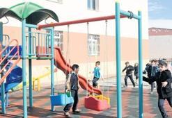 Seçimi kazandı sözünü tutup oyun parkı yaptı