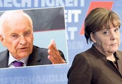 Merkel’e marta kadar süre verdi