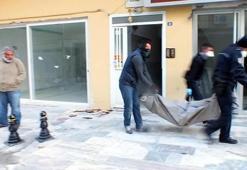 Annesinin cesediyle bir hafta yaşadı