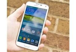 Samsung Galaxy S5'e Android 6.0 bir kez daha geldi