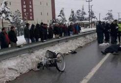 Kamyonun çarptığı bisikletli öldü