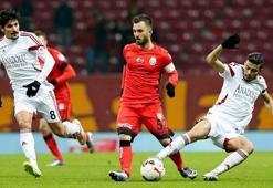 Aslan gol oldu yağdı!
