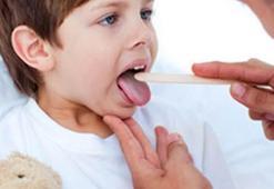 İri bademcikler çocuğunuzun başarısını düşürmesin