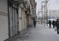 Hakkari ve ilçelerinde kepenkler açılmadı