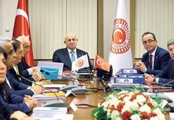 ‘Makyaj yapmaya gelmedik’