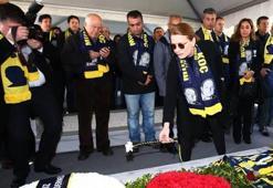 Caroline Koç, Mustafa Koç'u Sevgililer Günü'nde yalnız bırakmadı