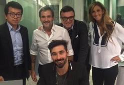Lavezzi de modaya uydu!