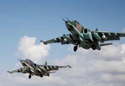 Rus uçakları İdlib'de pazar yerine saldırdı