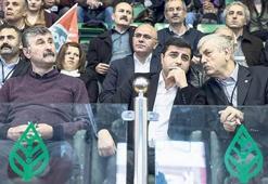 ‘Bir tür hilafet isteniyor’