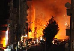 Diyarbakır'da YPS'liler sokaklara indi