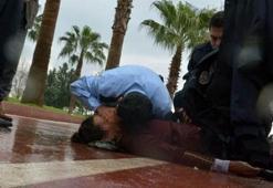 İntihardan kurtarılan kadına polis suni teneffüs yaptı