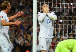Rooney kadroya alınmadı!