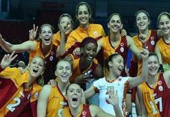 Aslan'dan dev adam