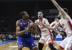 Efes'ten kritik galibiyet