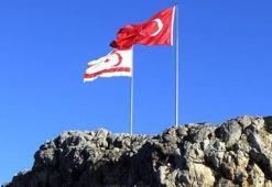 Bayrak hassasiyeti Cumhurbaşkanlığını harekete geçirdi