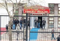 Valilik ve adliyeye el bombalı saldırı
