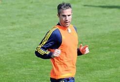 Robin van Persie: Aranıza döneceğim