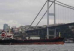 Rus gemisi Boğaz'dan geçti!