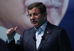 Başbakan Davutoğlu kimlik bilgilerini sızdıranları açıkladı!