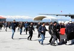 Van şehidi gözyaşlarıyla memleketine uğurlandı