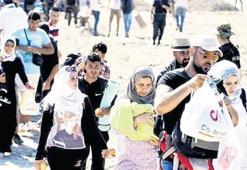 ‘100 bin mülteci Türkiye’ye kaçıyor’